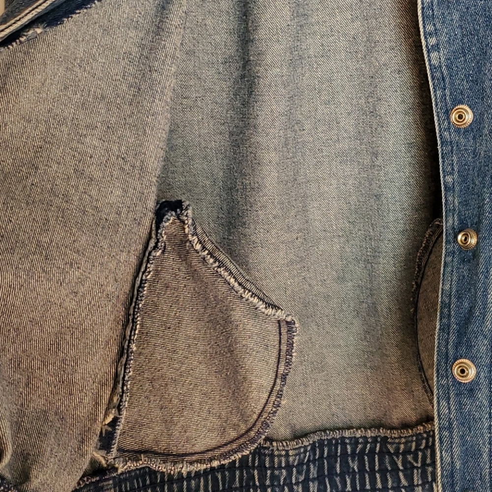 Vintage denim jacket - Picture 8 of 10